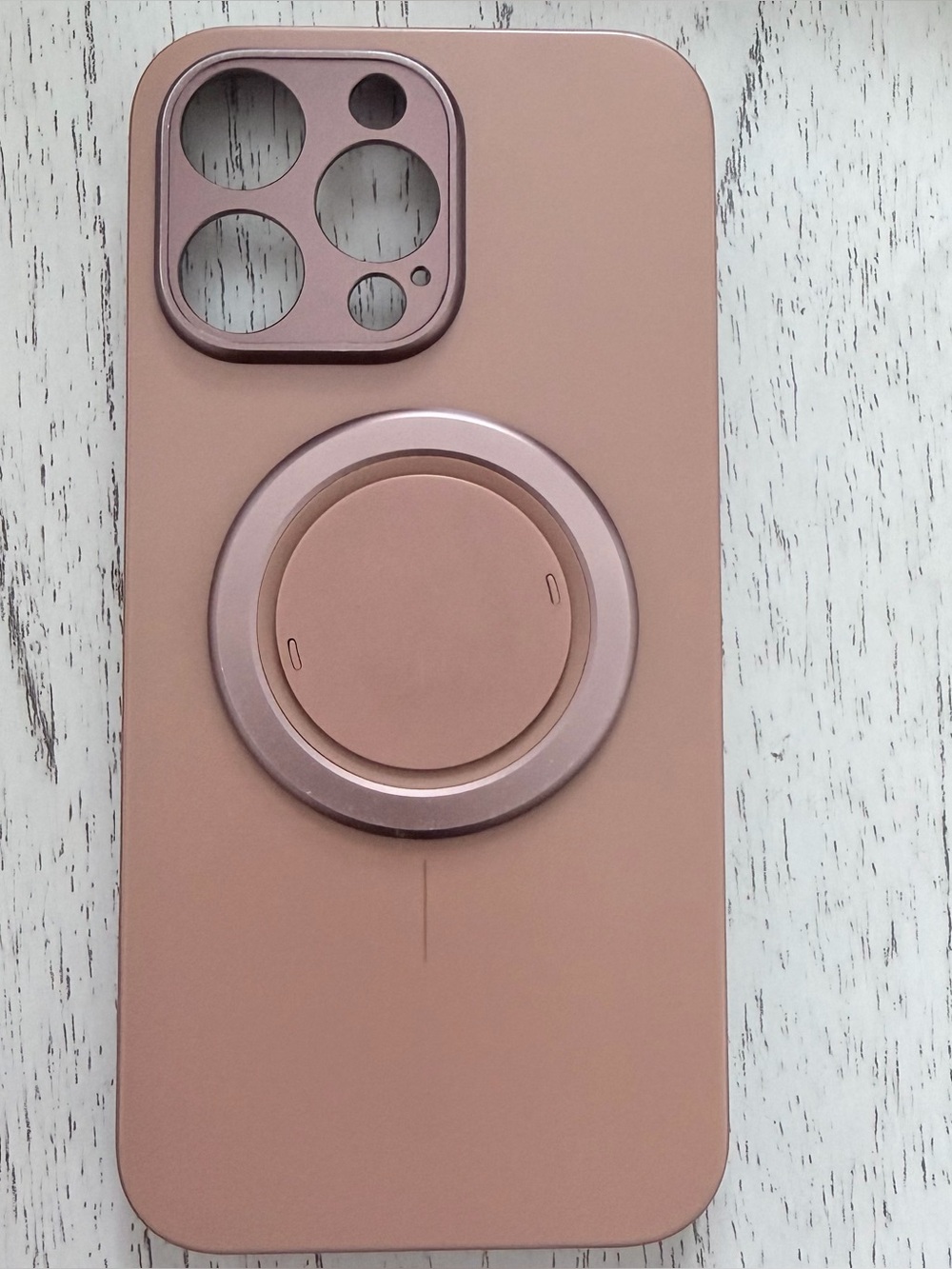 Oh Snap! Case with Oh Snap grip. Fits iPhone 15 pro max.